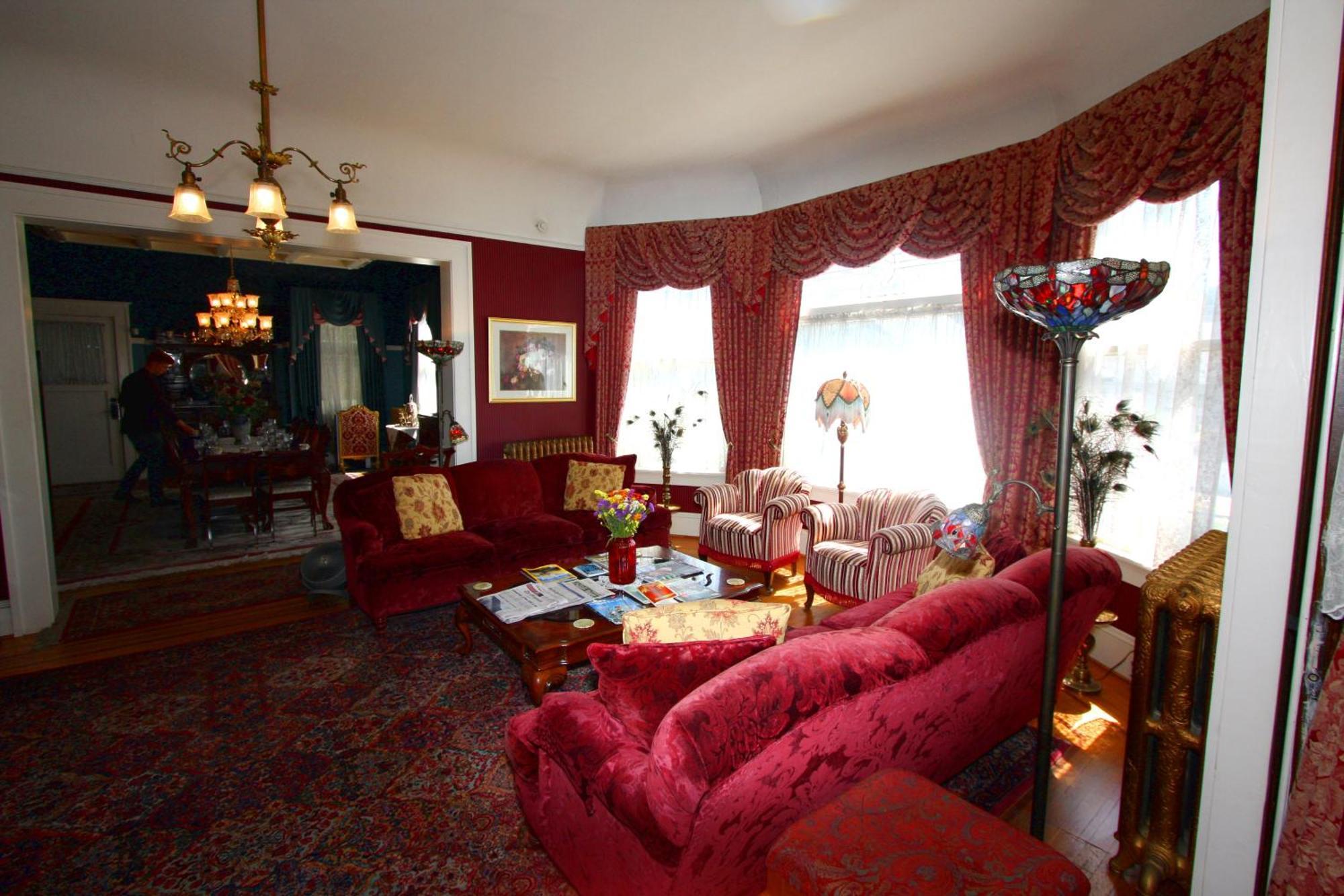 Lion And The Rose Victorian Guest House Портленд Екстер'єр фото